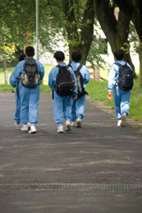 ���w�Z�̋��ȏ��ƂƂ��ɒ��w�������̎Q�l���𔃂��Ă݂�