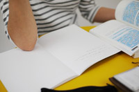 �󌱕׋����J�n